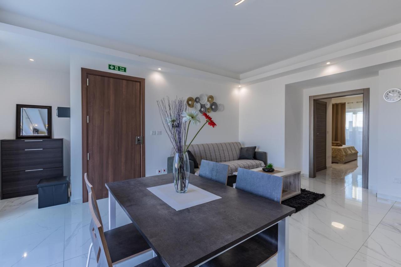 Terrace View- A Charming Two Bedrooms Penthouse Ac-Wifi Msida Eksteriør bilde